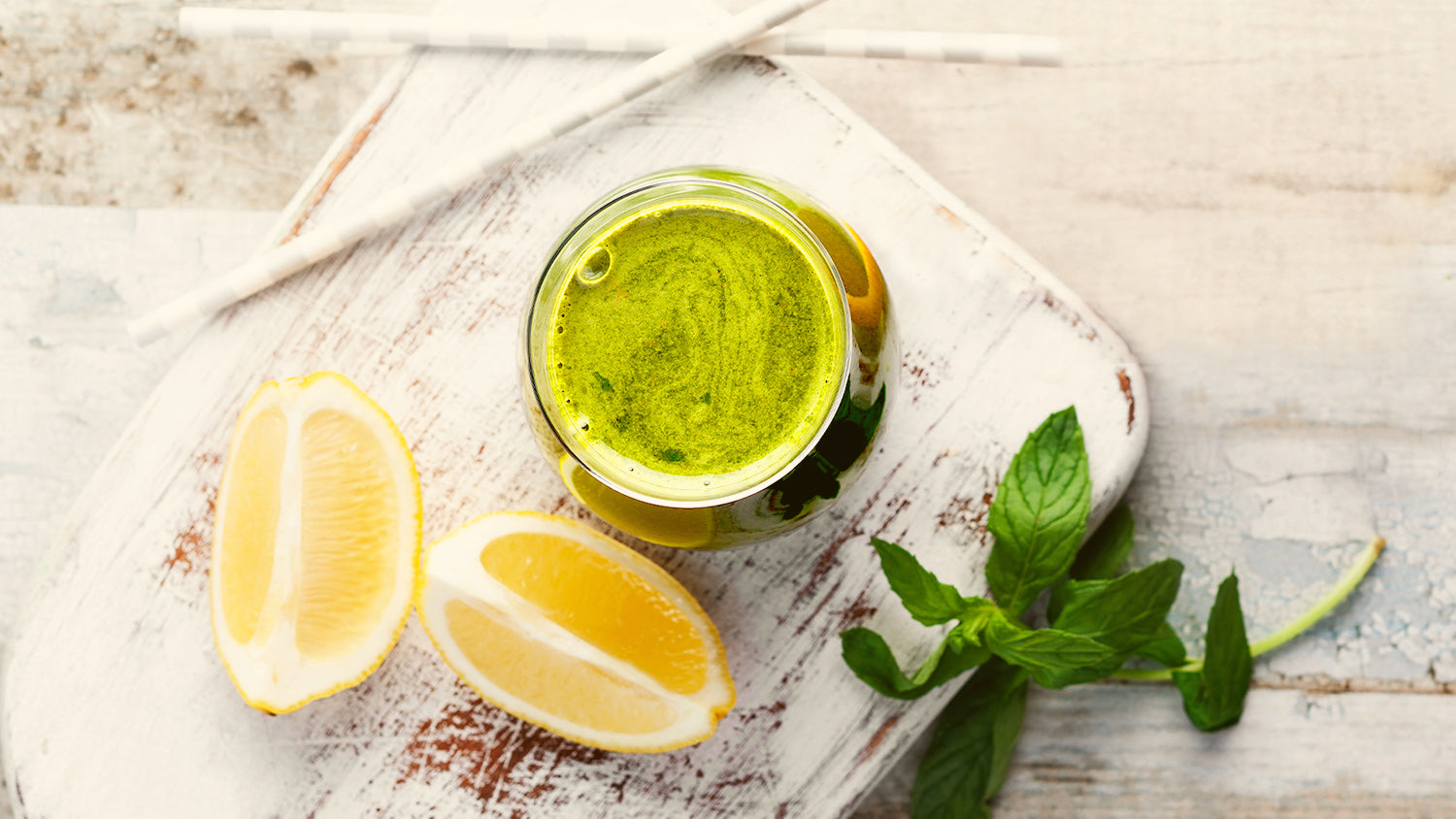Summer Lovin’ Green Immunity Boosting Smoothie